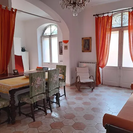 La Casa Delle Viti * Σέστρι Λεβάντε